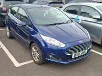 Usado Ford Fiesta Zetec 100 HP (73 kW) 2016 Azul Citadino