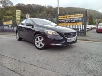 Used Volvo V40 SE 122 HP (89 kW) 2015 Blue Hatchback