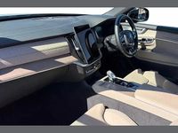 Usado Volvo XC90 Plus 247 HP (181 kW) 2025 Cinzento SUV