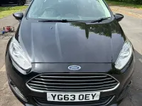 Begagnad Ford Fiesta Zetec 82 HK (60 kW) 2014 Svart Halvkombi