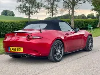 Usado Mazda MX5 Inclusive 160 HP (117 kW) 2015 Vermelho Cabrios
