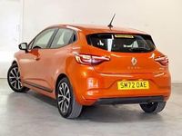 Used Renault Clio V Evolution 145 HP (106 kW) 2023 Orange Hatchback