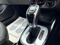 Used Vauxhall Corsa 90 HP (66 kW) 2015 Green Hatchback