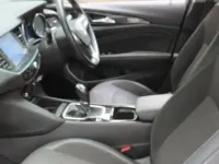 Used Vauxhall Insignia 170 HP (125 kW) 2018 Blue Hatchback