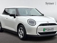 Begagnad Mini Cooper Hatch 133 kW (181 HK) 2024 Vit Halvkombi