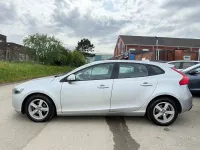 Used Volvo V40 115 HP (84 kW) 2014 Silver Hatchback