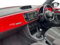 Używany VW Beetle Sportline 140 KM (102 kW) 2014 Czerwony Hatchback