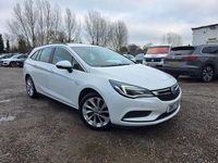Used Vauxhall Astra Design Edition 2017 White Estate