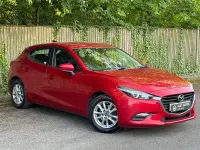 Used Mazda 3 105 HP (77 kW) 2017 Red Hatchback