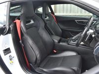 Usado Jaguar F-Type R-Dynamic 2017 Branco Coupé