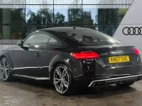 Usado Audi TTS Black Edition 306 HP (225 kW) 2017 Preto Coupé
