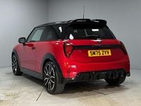 Used Mini Cooper Hatch 113 kW (154 HP) 2026 Red Hatchback