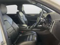 Used Porsche Cayenne 441 HP (324 kW) 2019 White SUV