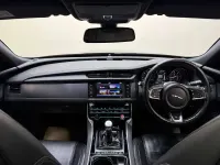 Used Jaguar XF R-Sport 180 HP (132 kW) 2016 Red Sedan