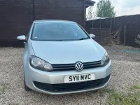 Begagnad VW Golf VI 2011 Silver Halvkombi