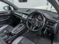Used Porsche Macan S 348 HP (255 kW) 2019 Black SUV