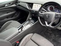 Used Vauxhall Insignia SRi 136 HP (100 kW) 2019 Black Estate