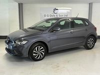 Begagnad VW Polo S 2024 Grå Halvkombi
