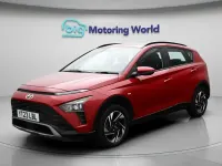 Begagnad Hyundai Bayon SE 100 HK (73 kW) 2023 Röd SUV