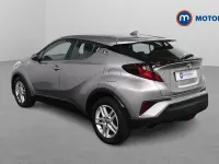 Begagnad Toyota C-HR 122 HK (89 kW) 2023 SUV
