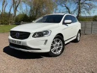 Usado Volvo XC60 SE Lux 181 HP (133 kW) 2014 Branco SUV