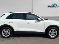 Used Audi Q3 Comfort 150 HP (110 kW) 2023 Glacier white metallic SUV