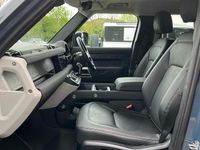Usado Land Rover Defender SE 249 HP (183 kW) 2022 Azul SUV
