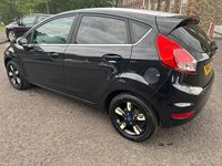 Used Ford Fiesta Zetec 82 HP (60 kW) 2016 Black Hatchback