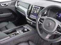 Begagnad Volvo XC60 Plus 250 HK (183 kW) 2025 SUV