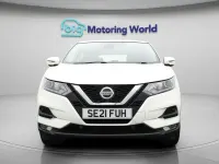 Used Nissan Qashqai Acenta Premium 160 HP (117 kW) 2021 White SUV