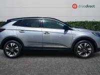 Used Vauxhall Grandland X SRi 130 HP (95 kW) 2020 Grey SUV