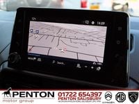 Second-hand Vauxhall Combo S 100 CP (73 kW) 2023 Alb Monovolum