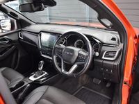 Used Isuzu Pick up 164 HP (120 kW) 2022 Orange Pickup