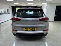 Used Hyundai Tucson SE 177 HP (130 kW) 2017 White SUV