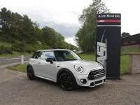 Used Mini Cooper Hatch 136 HP (100 kW) 2018 Silver Hatchback