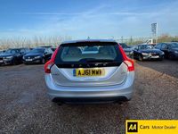 Used Volvo V60 SE Lux 215 HP (158 kW) 2012 Silver Estate