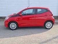 Used Toyota Aygo X-play 72 HP (52 kW) 2018 Red Hatchback