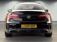 Begagnad Mercedes E400 AMG line 340 HK (250 kW) 2019 Svart Sportkupé