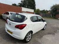 Second-hand Vauxhall Corsa 2018 Alb Hatchback