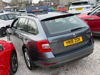 Used Skoda Octavia SE 150 HP (110 kW) 2018 Grey Estate