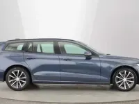 Usado Volvo V60 Momentum 161 HP (118 kW) 2022 Carrinha
