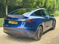 Used Tesla Model Y Long Range RWD 250 kW (340 HP) 2024 Blue SUV