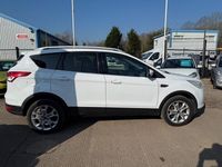 Used Ford Kuga Zetec 163 HP (119 kW) 2014 White SUV