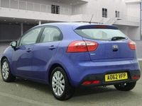 Used Kia Rio 107 HP (78 kW) 2012 Blue Hatchback