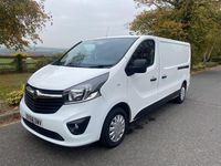 Gebraucht Vauxhall Vivaro Sportive 125 PS (91 kW) 2018 Weiß Van / Kleinbus