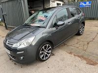 Usado Citroën C3 Platinum 110 HP (80 kW) 2017 Cinzento Citadino