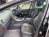 Used Peugeot 3008 Allure 120 HP (88 kW) 2015 Black Estate