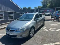 Used Vauxhall Astra Elite 2011 Silver Hatchback