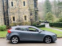 Used Volvo V40 R-Design 190 HP (139 kW) 2015 Grey Hatchback