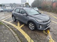Used Kia Stonic 99 HP (72 kW) 2022 Grey SUV